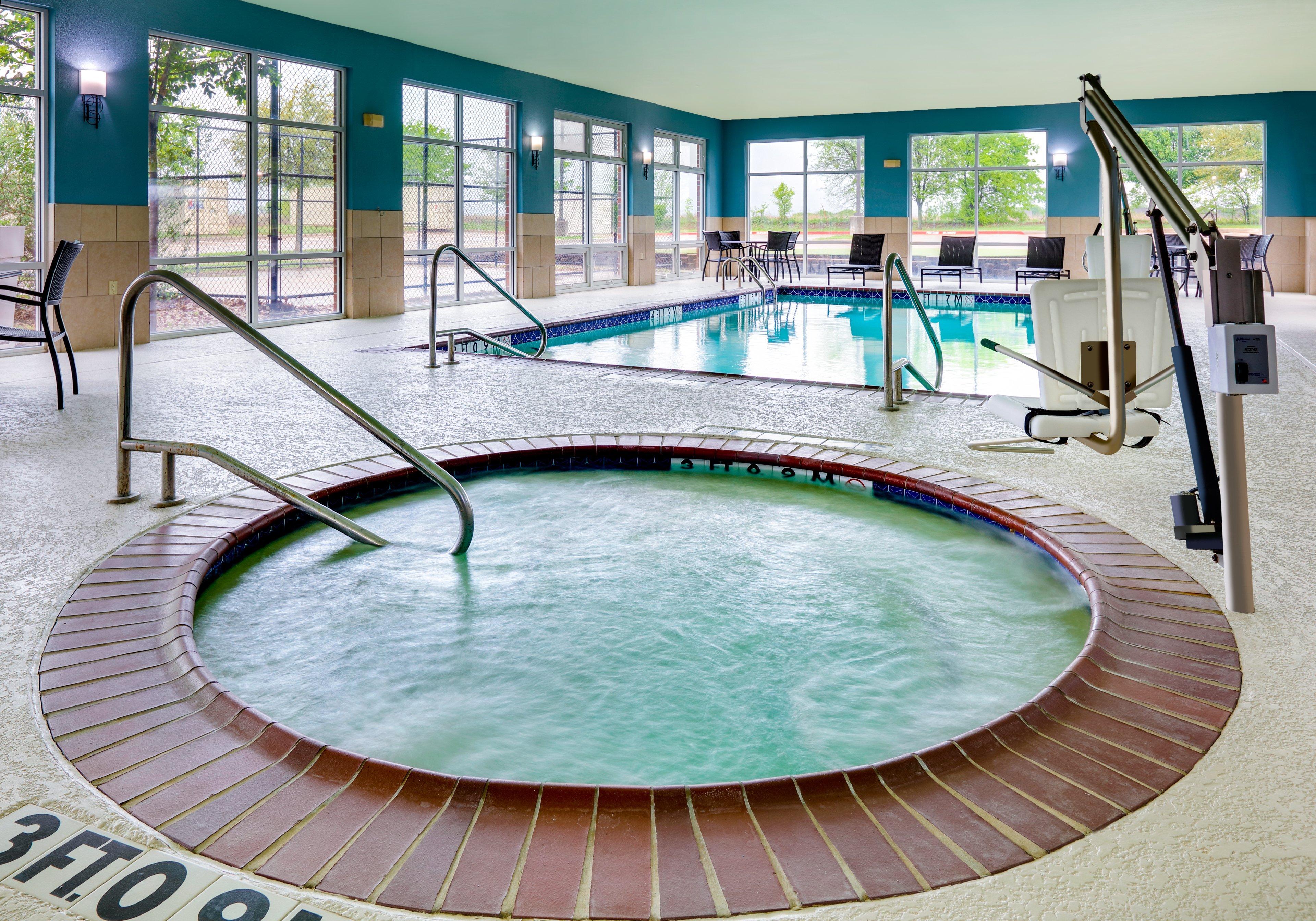 Holiday Inn Express Hotel & Suites Cleburne By Ihg Zewnętrze zdjęcie